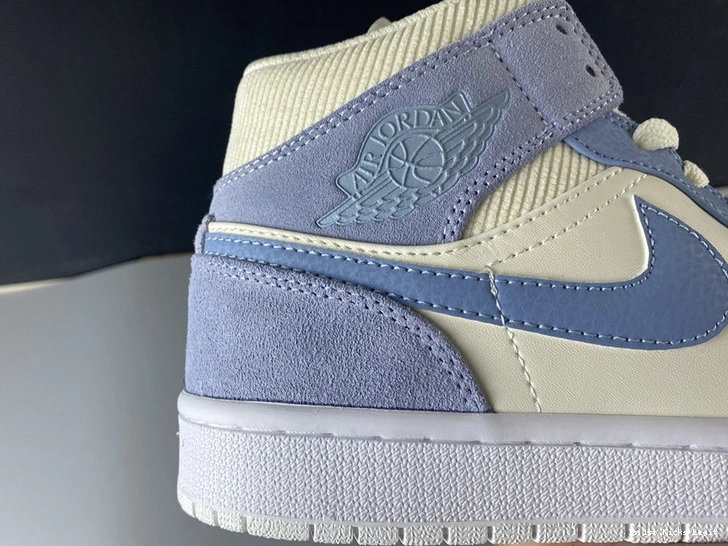 Air Mid DA4666-100  Jordan 1 1103